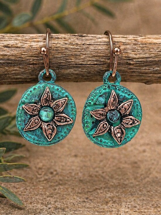 Boutique Jewelry - Daisy Drop Earrings